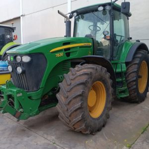 JOHN DEERE 7830