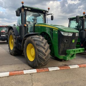 john deere 8270R